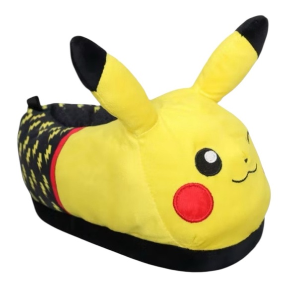 NWT-POKÉMON PIKACHU PLUSH SLIPPERS-SIZE KIDS 2/3 - Picture 1 of 5